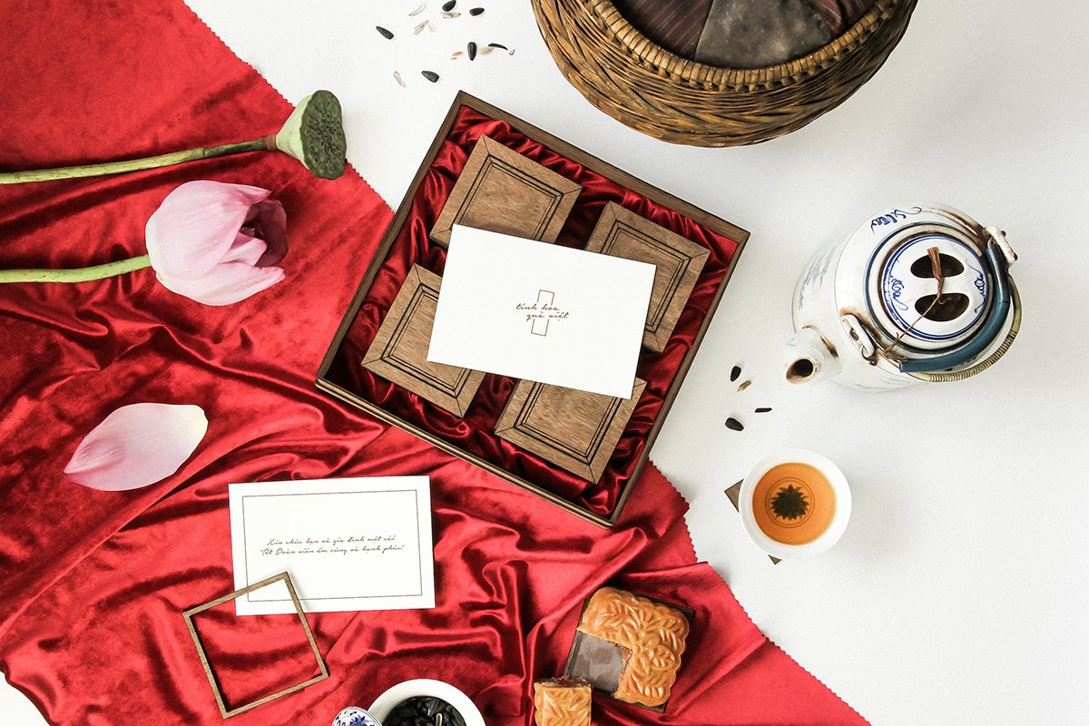 高端月餅品牌包裝設(shè)計(jì)案例，品牌設(shè)計(jì)，品牌包裝設(shè)計(jì)，高端品牌設(shè)計(jì)，月餅包裝設(shè)計(jì)，月餅品牌包裝案例，深圳品牌設(shè)計(jì)，左右格局