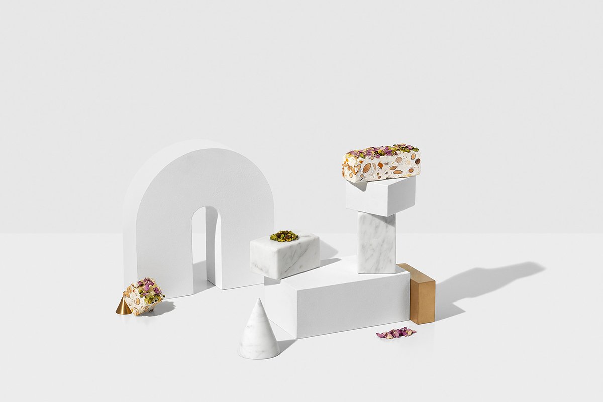 牛扎糖（食品）品牌形象設(shè)計和品牌官網(wǎng)設(shè)計，品牌設(shè)計，品牌形象設(shè)計，品牌官網(wǎng)設(shè)計，食品品牌設(shè)計，牛扎糖品牌，深圳品牌設(shè)計，左右格局